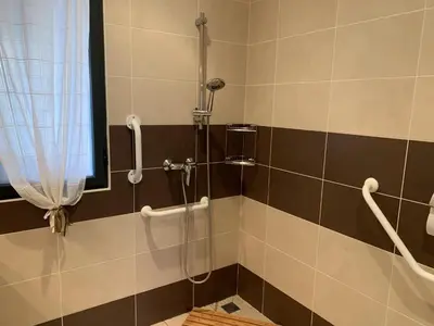 Salle de bains dans l'établissement Gîte Gîtes de France® - Au Pas de L'ours