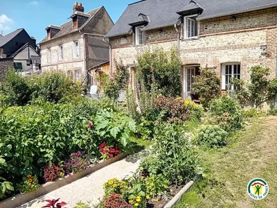 Jardin de l'établissement Gîte Gîtes de France® - La Buanderie