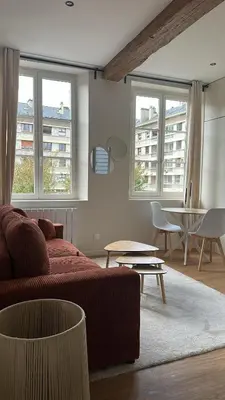 Coin salon dans l'établissement Appartement douillet en centre ville !