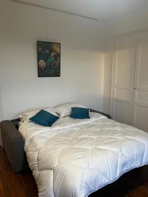 Un ou plusieurs lits dans un hébergement de l'établissement Charmant 42m2 - Vieux Marché 8 min