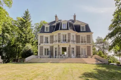 Jardin de l'établissement Château d'Avesnes - Le Castelet