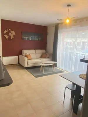 Coin salon dans l'établissement Aéroport à pied, Escale 25