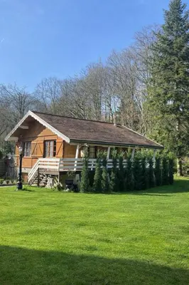 Jardin de l'établissement Auvers Wood lodge