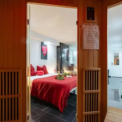 Le Qube Romantique by Prestige Home Living - sauna & balnéo 2 places - Montdidier