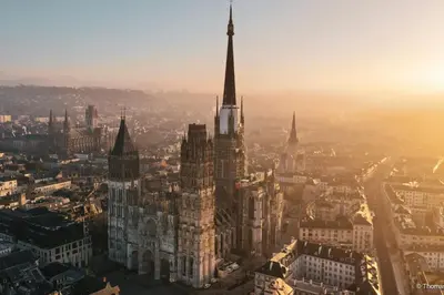 Vue générale sur Rouen ou vue de la ville depuis la maison de vacances
