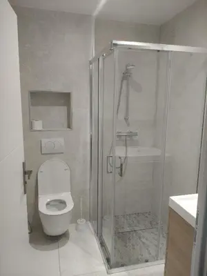 Salle de bains dans l'établissement Studio Neuf Aubergenville