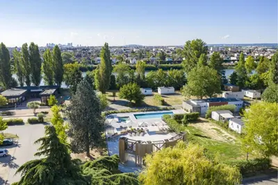 Piscine de l'établissement Cottage Friends 10p AirCon ou située à proximité