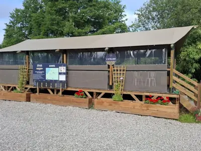 Plan de l'établissement Mobil home cosy avec terrasse pour 2 personnes - API-1-52-1537