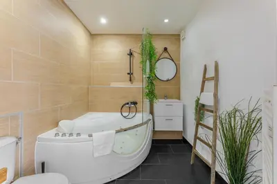 Salle de bains dans l'établissement Nid Amour Cabane et Spa Privatif