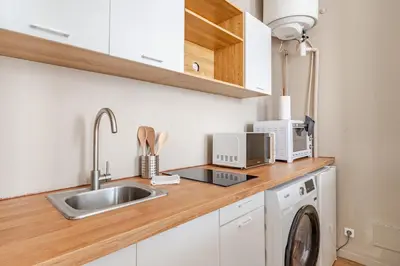 Cuisine ou kitchenette dans l'établissement Charmant Studio Cosy - Hyper-Centre D'Elbeuf
