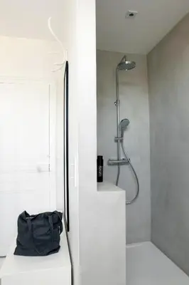 Salle de bains dans l'établissement La Maison & L'atelier