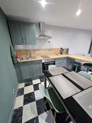 Cuisine ou kitchenette dans l'établissement Gite 2-4 personnes