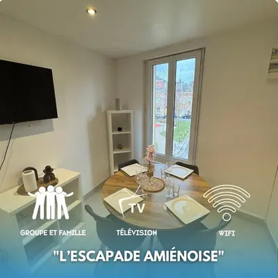 Télévision ou salle de divertissement dans l'établissement L'Escapade Amiénoise