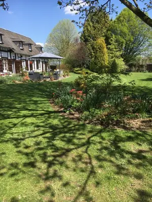 Jardin de l'établissement Le Petit Verger
