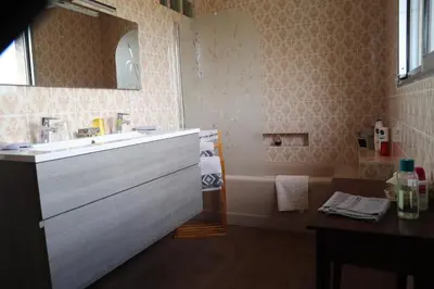 Salle de bains dans l'établissement B&B La Maison de L'Aubette