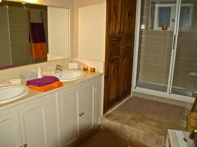 Salle de bains dans l'établissement La Musardine en Vexin