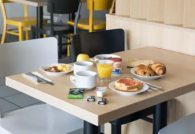 Nourriture dans l'hôtel ou à proximité