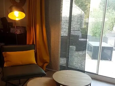 Coin salon dans l'établissement Ambition Zen Presles