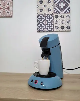 Plateau bouilloire dans l'établissement 1 appartement 2 chambres plus salon ,3 appartements rénovés , NETFLIX, lits faits à votre arrivée, serviettes de toilette, Ménage, Wifi, en hyper centre ,Plage à 190m, BOX à Vélos, paiement 3 fois sans frais, prix tout compris