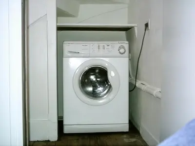 Plan de l'établissement 1 appartement 2 chambres plus salon ,3 appartements rénovés , NETFLIX, lits faits à votre arrivée, serviettes de toilette, Ménage, Wifi, en hyper centre ,Plage à 190m, BOX à Vélos, paiement 3 fois sans frais, prix tout compris