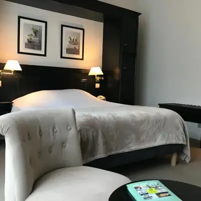 Logis Hôtel Les Airelles Neufchâtel En Bray