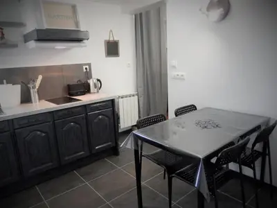 Cuisine ou kitchenette dans l'établissement Le Gîte du Chêne Rouvre