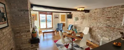 Coin salon dans l'établissement Dieppe Quai Henri IV