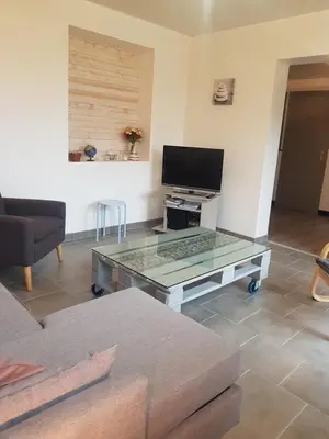 Télévision ou salle de divertissement dans l'établissement Le Côte d'Albâtre