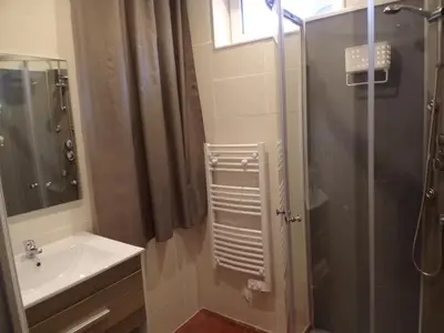 Salle de bains dans l'établissement les glycines