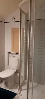 Salle de bains dans l'établissement La petite sirène