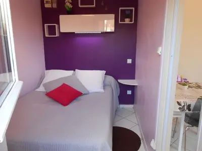 Coin salon dans l'établissement Gite C