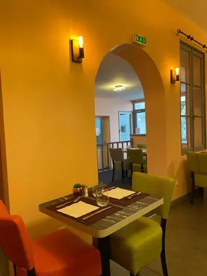 Coin salon dans l'établissement Logis - Hôtel et Restaurant Le Sofhotel