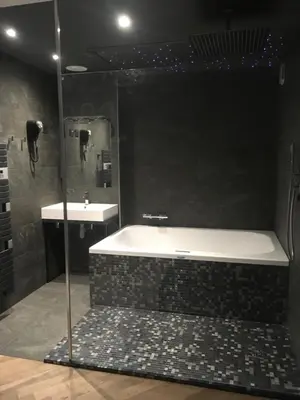 Salle de bains dans l'établissement Les Mille et une Nuits