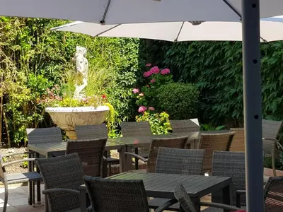 Jardin de l'établissement Come Inn