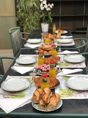 Nourriture dans l'hôtel ou à proximité