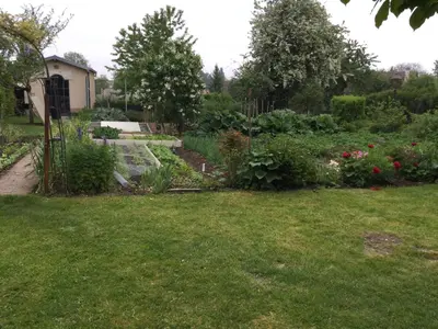 Jardin de l'établissement Rue de la Gare