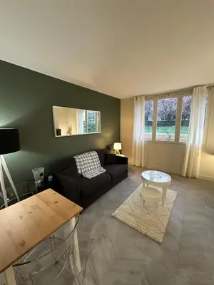 Coin salon dans l'établissement Studio Villennes sur seine cosy Paris Versailles
