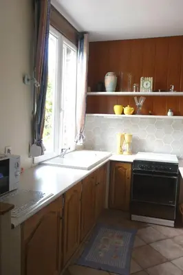 Cuisine ou kitchenette dans l'établissement Le Cardonnet