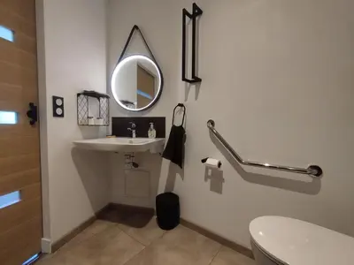 Salle de bains dans l'établissement Gît' Âne Evasion