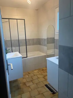 Salle de bains dans l'établissement La clé des champs