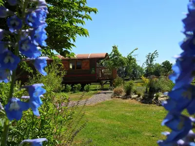 Jardin de l'établissement La Roulotte du Verger