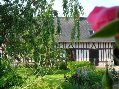 Jardin de l'établissement La Roulotte du Verger