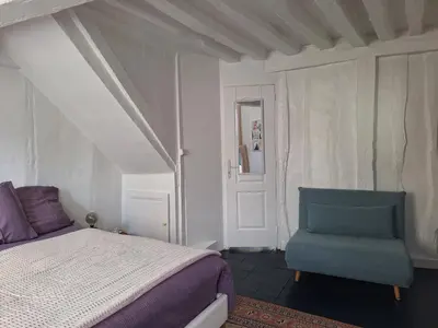 Un ou plusieurs lits dans un hébergement de l'établissement Maison hypercentre Rouen avec parking gratuit