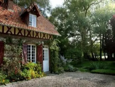 Jardin de l'établissement Le Moulin Fleuri du Petit Appeville
