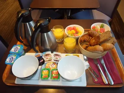 Nourriture dans l'hôtel ou à proximité