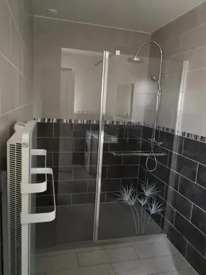 Salle de bains dans l'établissement Gîte à la ferme du Bailly - Baie de Somme
