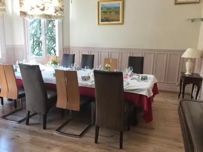 Coin salon dans l'établissement Hôtel de Paris Restaurant BISTRONOMY