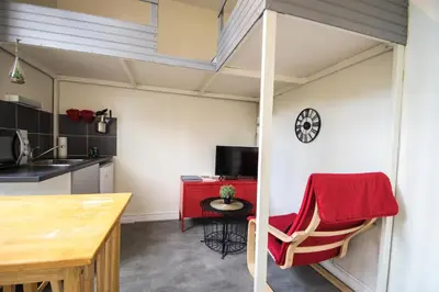 Cuisine ou kitchenette dans l'établissement Studio Gare