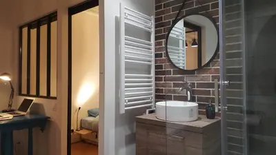 Salle de bains dans l'établissement Welk'Home Loft Rouen CHU - Coeur Historique
