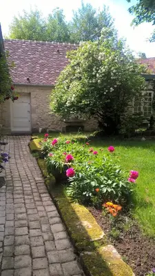 Jardin de l'établissement l'atelier